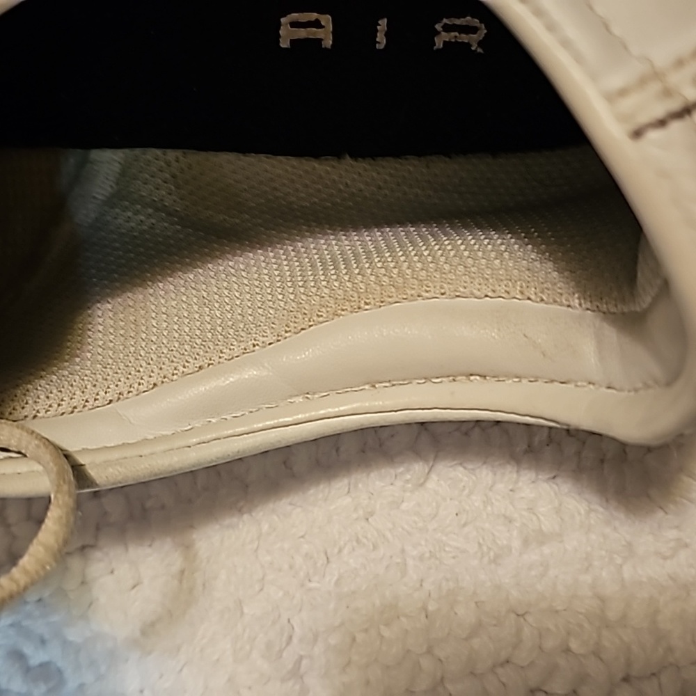 Nike Air series 6e Mens Size 11.  White with Black swish etc. - Picture 7 of 8